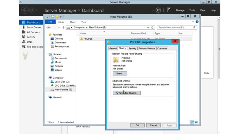 Windows Server Manager with user profile properties open while configuring a mandatory user profile for a standardized workstation.