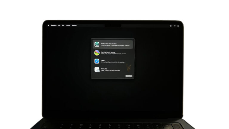 MacBook Pro displaying the macOS Recovery screen with Time Machine, Reinstall macOS, Safari, and Disk Utility options.