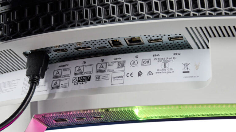 Rear monitor connections illustrating the EDID communication link between the computer and the display.